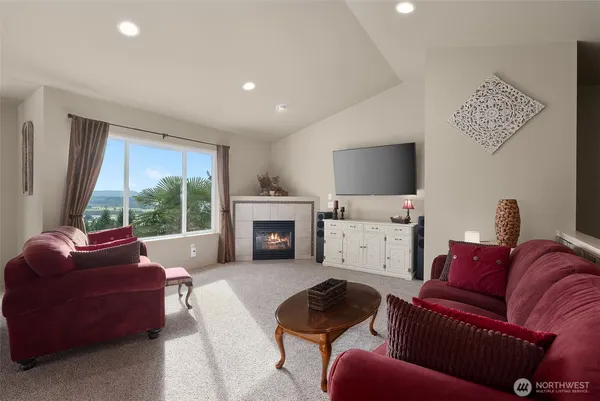 $749,900 | 117 Briarwood Court, Chehalis, WA 98532