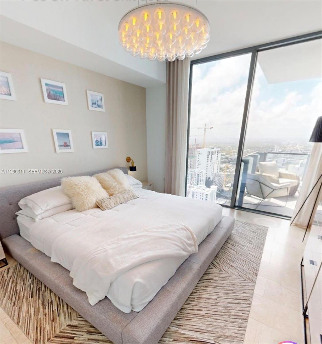 88 Southwest 7th Street, Unit 3006 Miami, FL 33130 - Photo 5 of 11