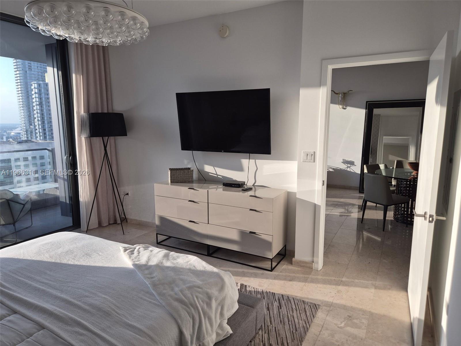 88 Southwest 7th Street, Unit 3006 Miami, FL 33130 - Photo 6 of 13