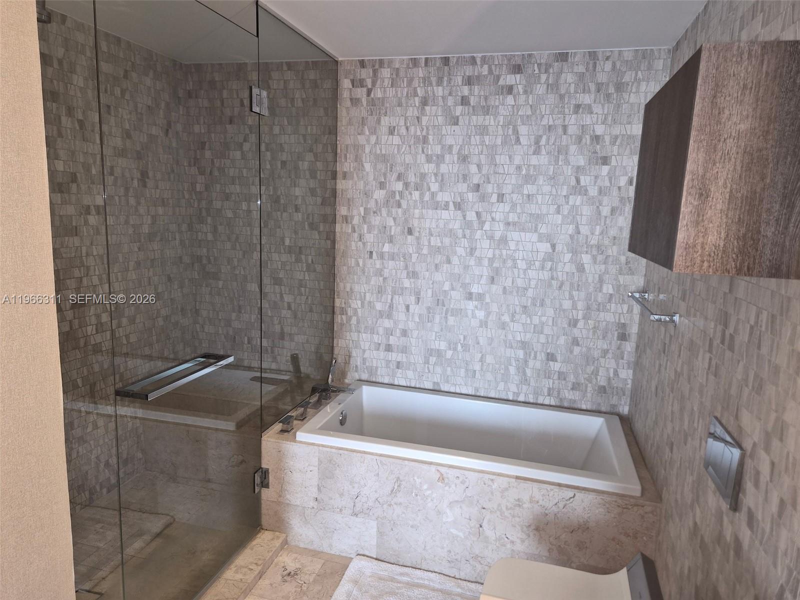 88 Southwest 7th Street, Unit 3006 Miami, FL 33130 - Photo 9 of 11