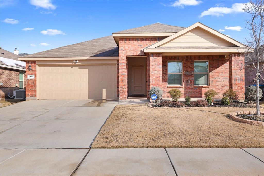 3052 Manu Street Fort Worth, TX 76123 - Photo 4 of 31