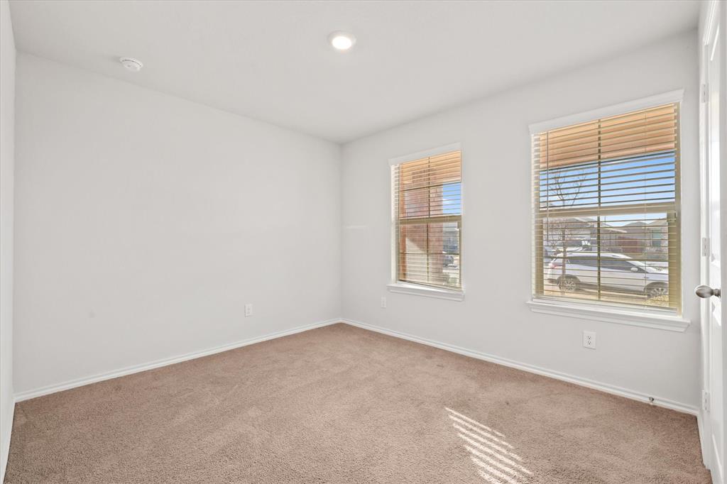 3052 Manu Street Fort Worth, TX 76123 - Photo 8 of 31