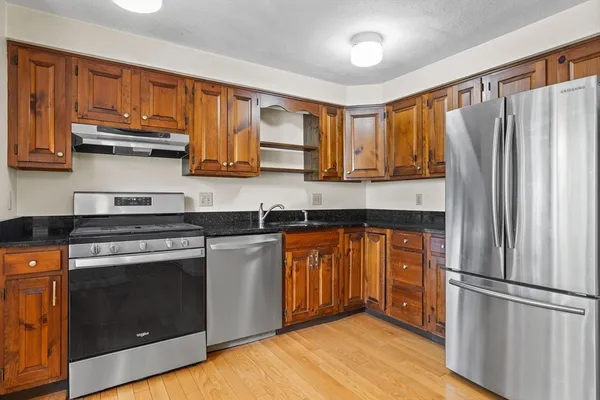 $599,000 | 1 Traverse Street, Unit E, Wakefield, MA 01880