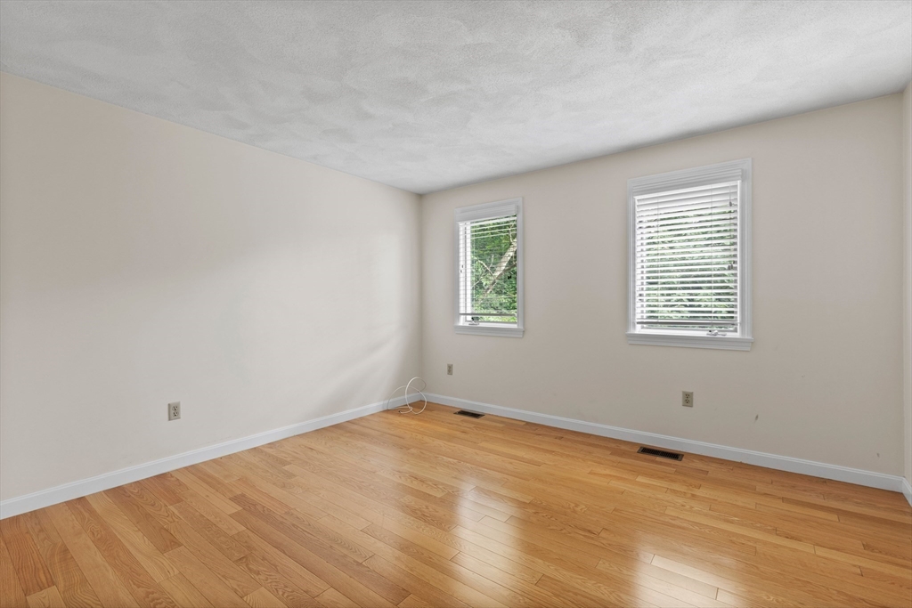1 Traverse Street, Unit E Wakefield, MA 01880 - Photo 21 of 31