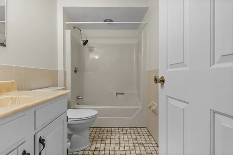 $619,000 | 1 Traverse Street, Unit E, Wakefield, MA 01880