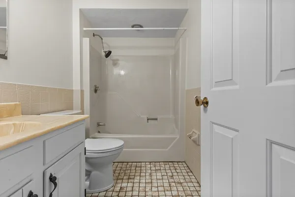 $599,000 | 1 Traverse Street, Unit E, Wakefield, MA 01880
