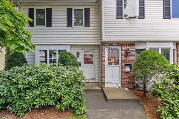$599,000 | 1 Traverse Street, Unit E, Wakefield, MA 01880