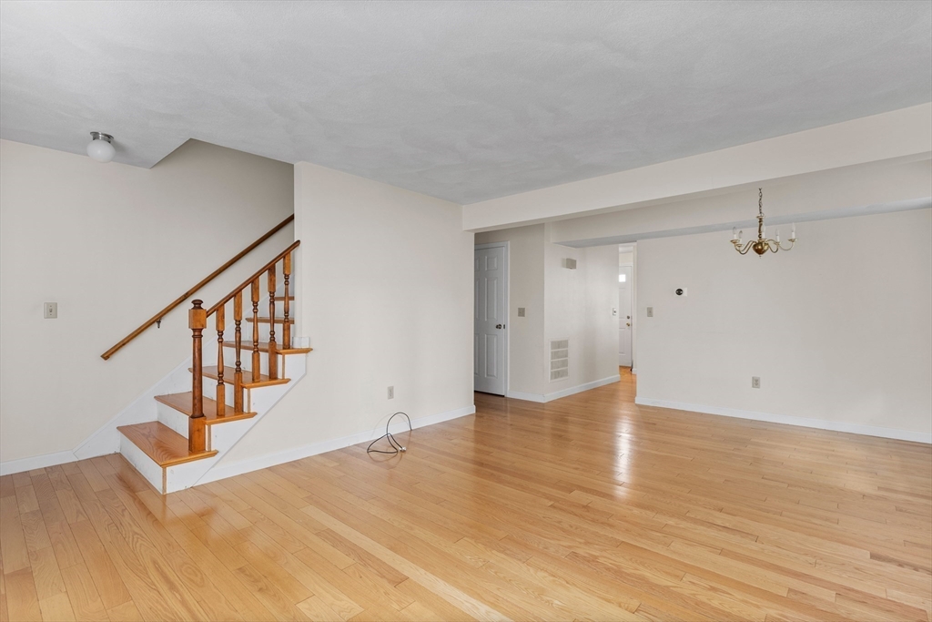 1 Traverse Street, Unit E Wakefield, MA 01880 - Photo 8 of 31