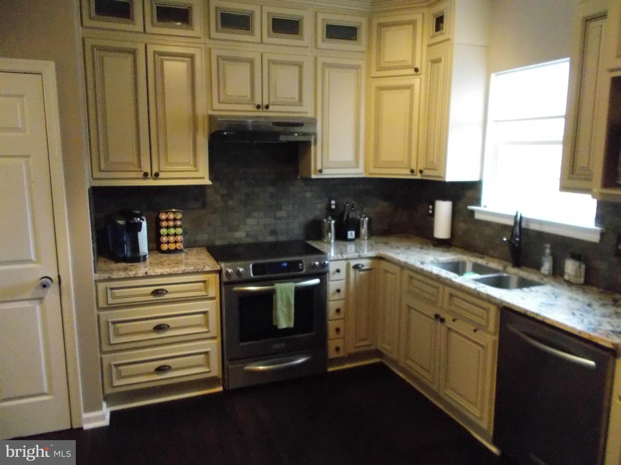 701 Longbow Road Mount Airy, MD 21771 - Photo 2 of 26 Kitchen