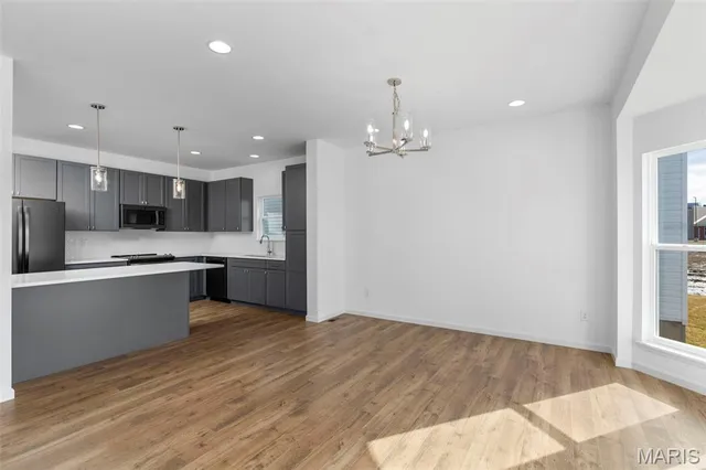 $291,900 | 2 Fieldcrest At River Bluffs Meadows, Florissant, MO 63031