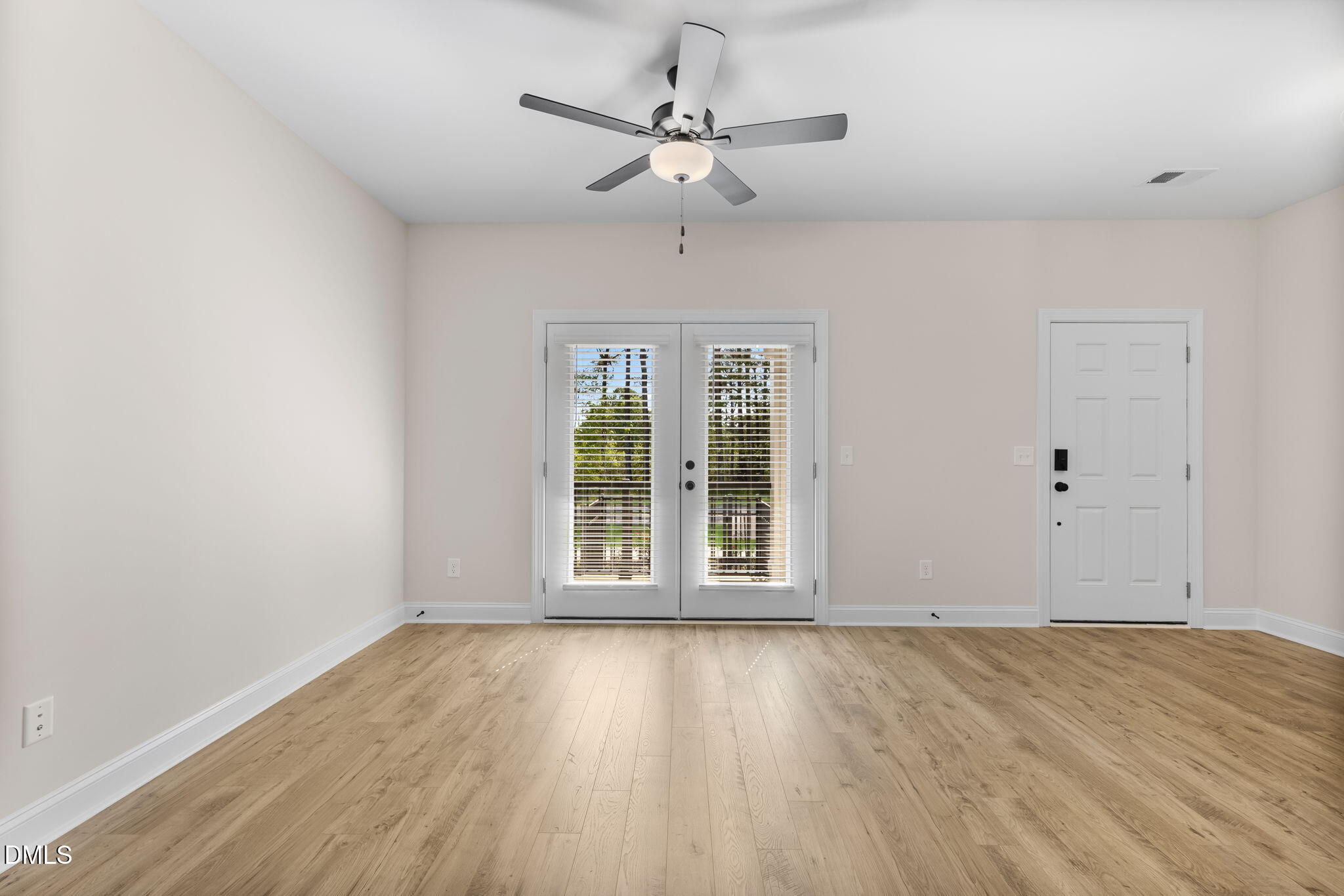 517 Forestville Road Wake Forest, NC 27587 - Photo 6 of 27 10-web-or-mls-IMG_1199