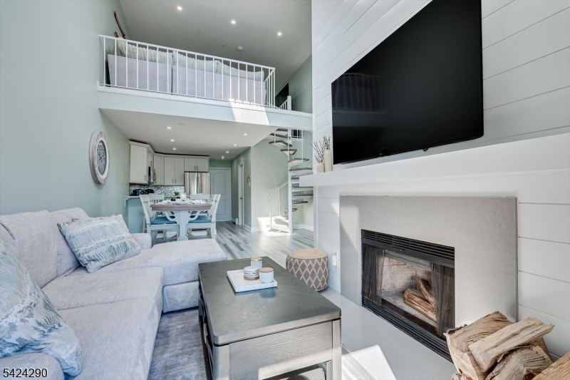 302 Hackensack Street, Unit 310 Wood-Ridge, NJ 07075 - Photo 14 of 44