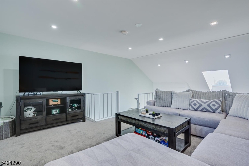 302 Hackensack Street, Unit 310 Wood-Ridge, NJ 07075 - Photo 33 of 44