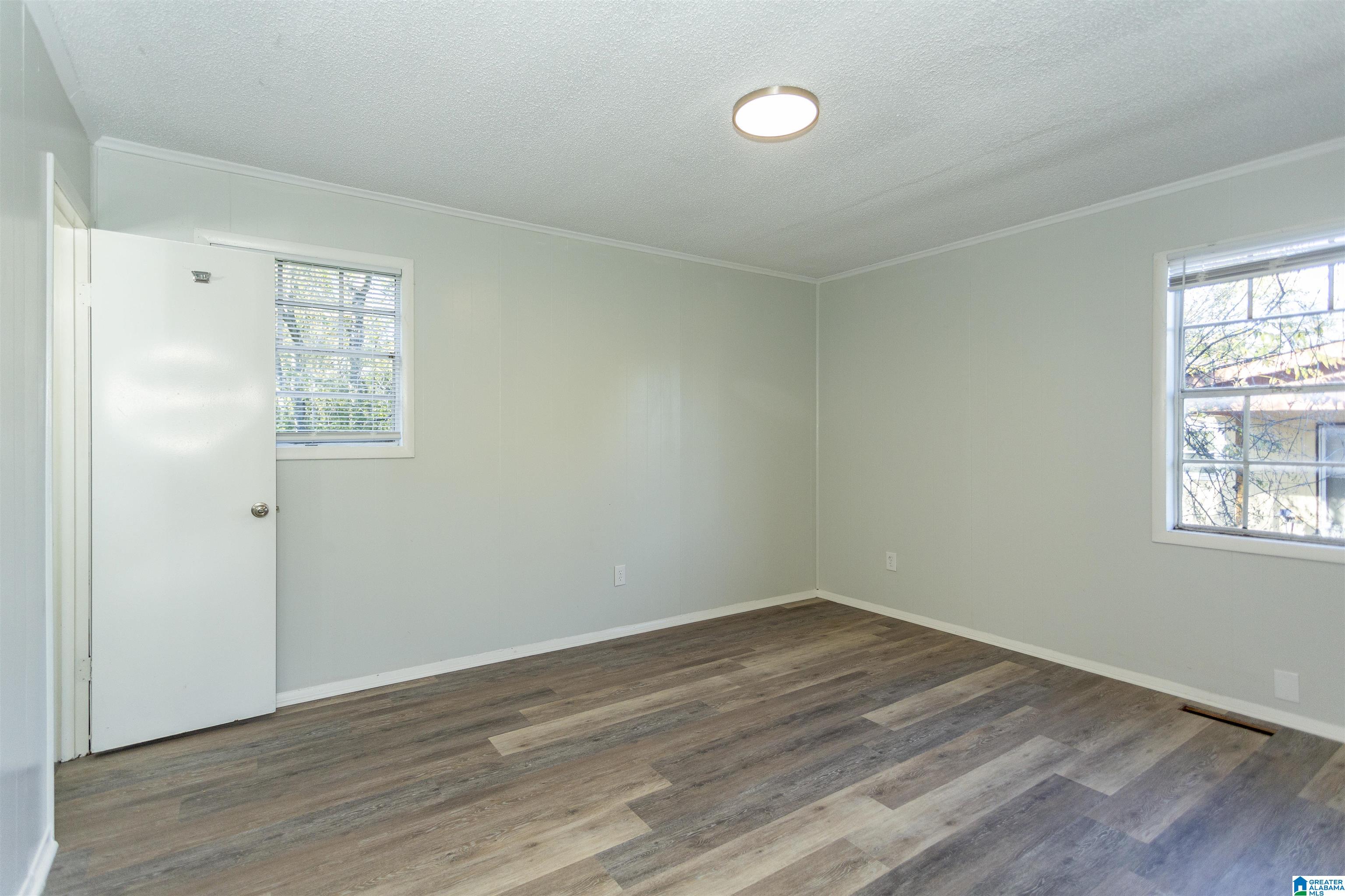 724 Illinois Road Birmingham, AL 35221 - Photo 23 of 33