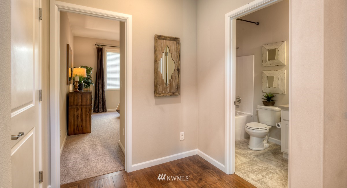 21220 42nd Avenue Southeast, Unit 44 Bothell, WA 98021 - Photo 6 of 25 Gallery Image 6