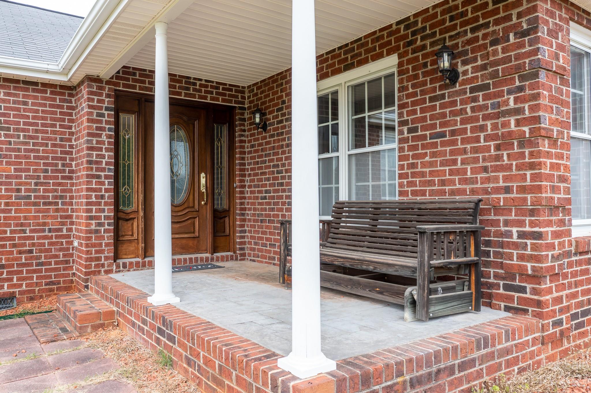 182 Sun Lane Mooresville, NC 28115 - Photo 3 of 37