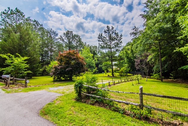 130 Pooles Road Gaffney, SC 29341 - Photo 4 of 25