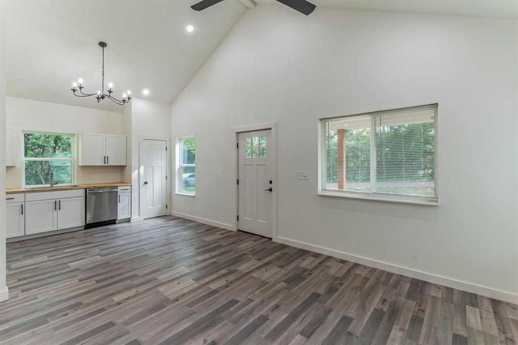 114 Timber Crest Mabank, TX 75156 - Photo 4 of 16