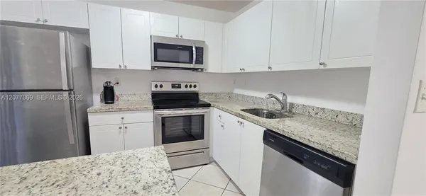 $2,150 | 20125 Northeast 3rd Court, Unit 3, Miami, FL 33179