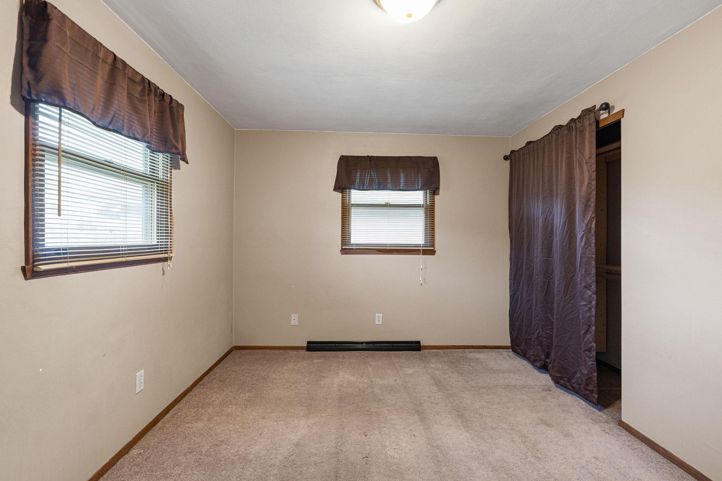 415 South Midpark Drive Appleton, WI 54915 - Photo 14 of 39 Gallery Image 14