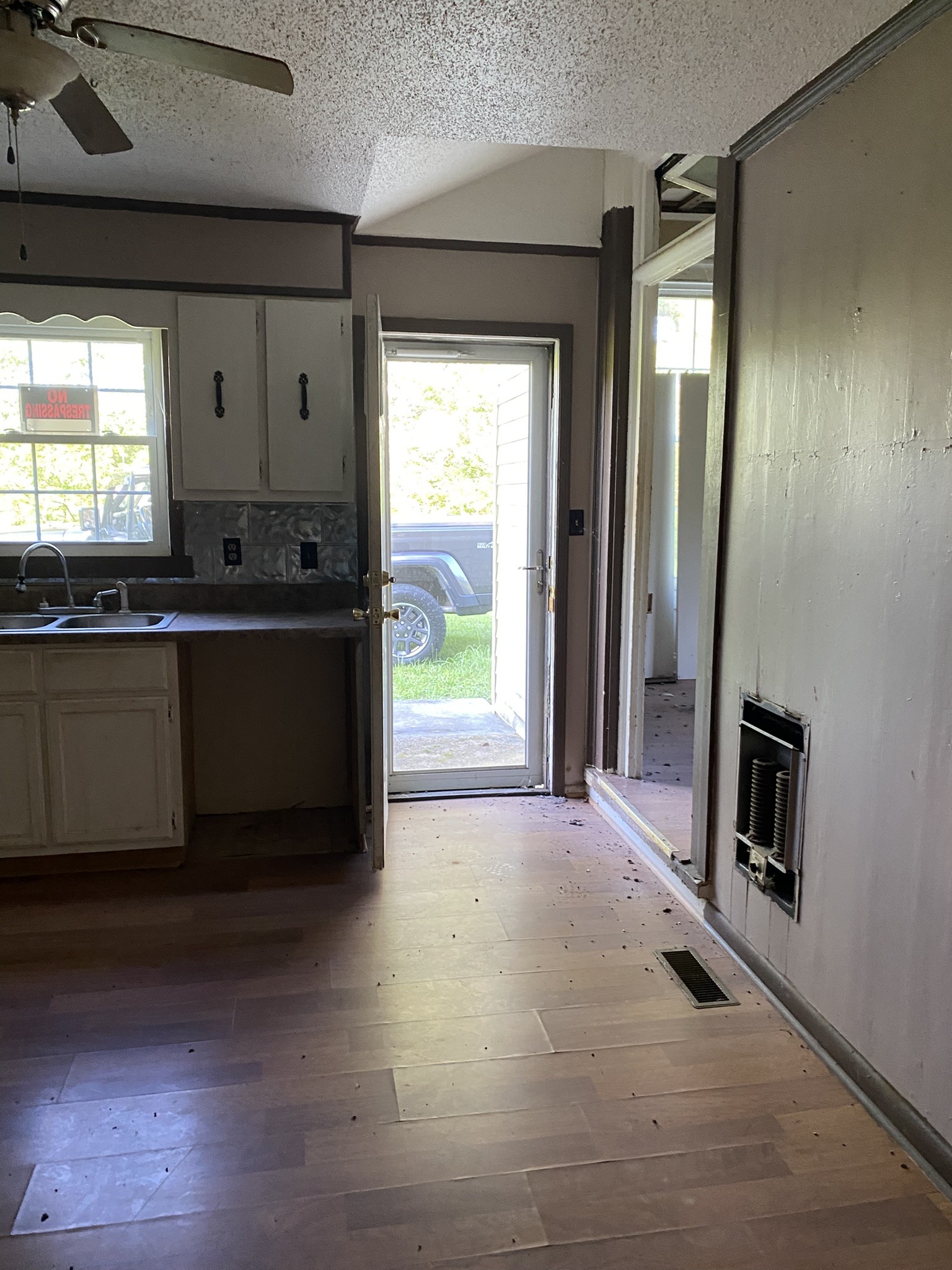 972 Fall River Road Goodspring, TN 38460 - Photo 28 of 31