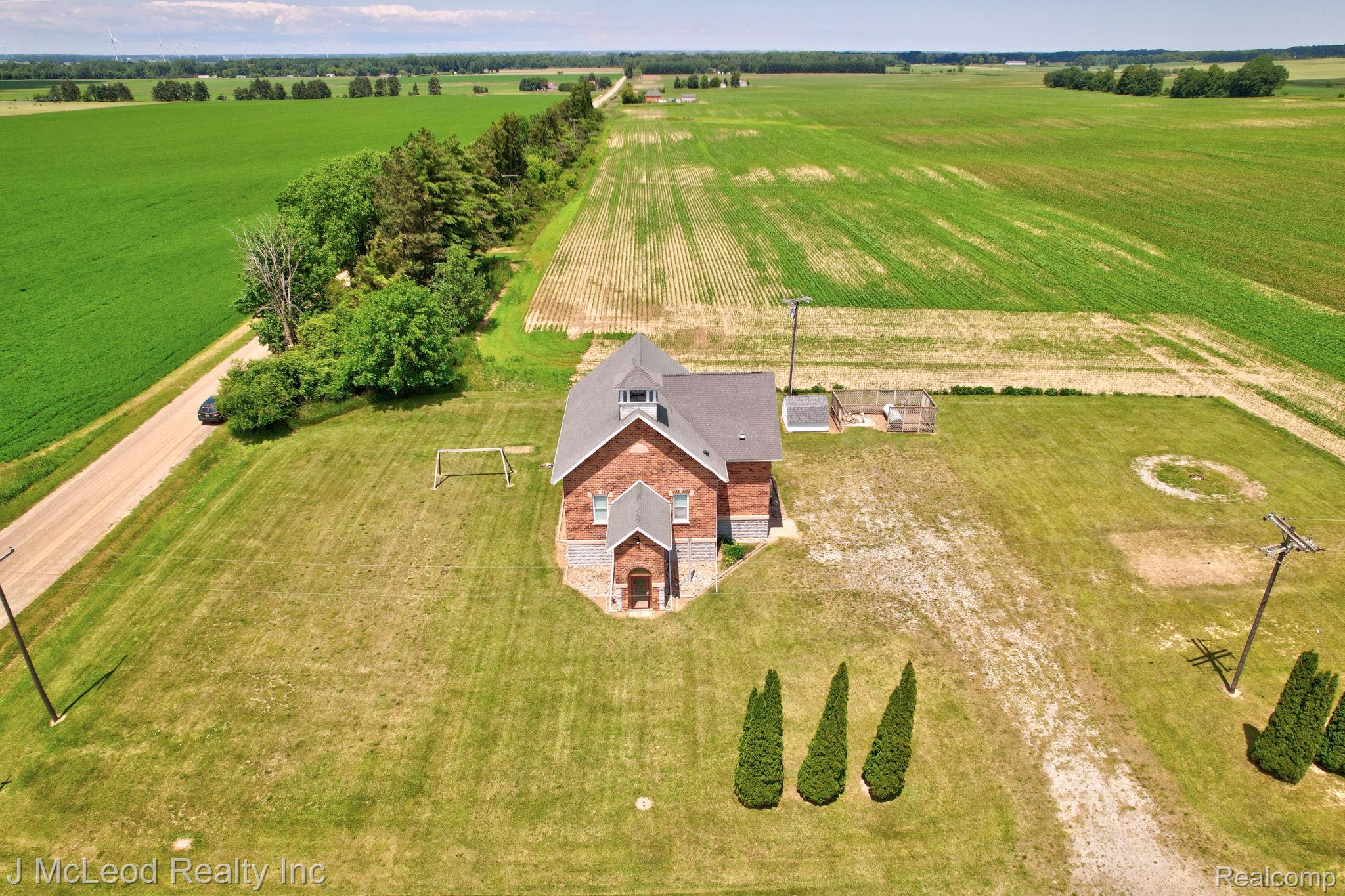 2515 East Akron Road Caro, MI 48723 - Photo 45 of 54 46-web-or-mls-2515 E Akron Rd-10.jpg