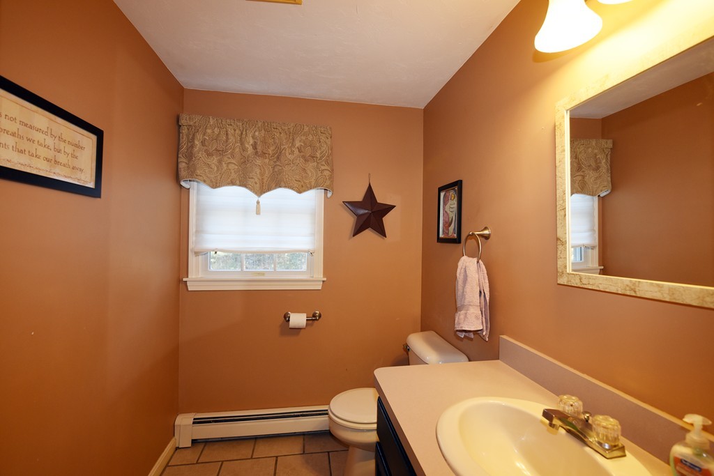 13 Samuel Fuller Road Kingston, MA 02364 - Photo 11 of 18 Gallery Image 11