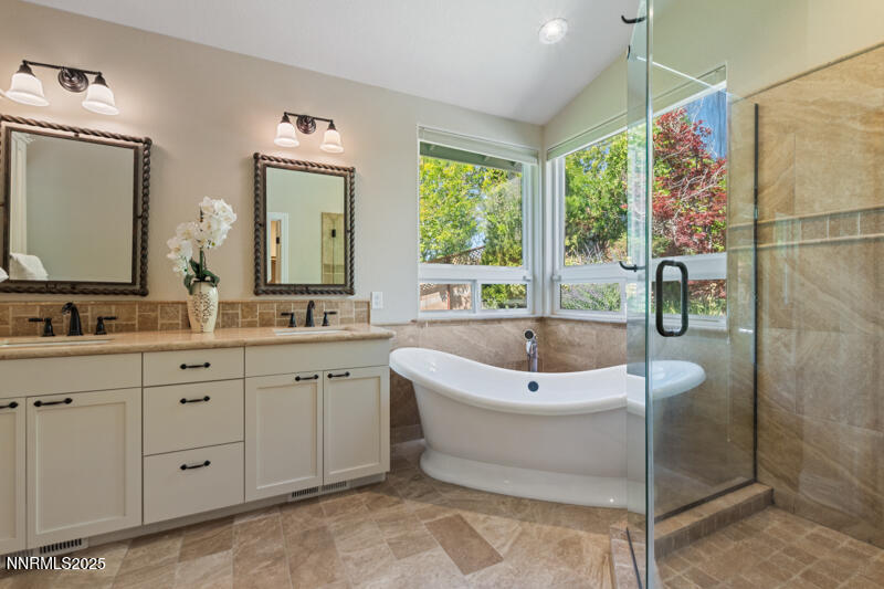 2163 3 Wood Lane Reno, NV 89523 - Photo 22 of 31 Primary bath 2