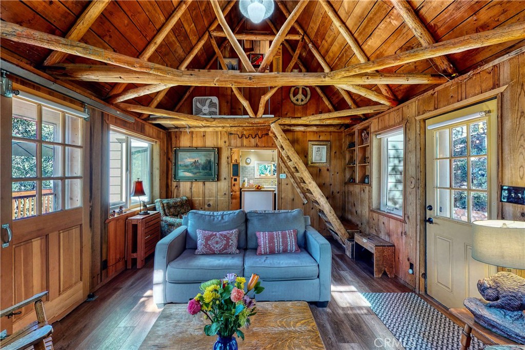 177 Craghill Drive Cedar Glen, CA 92321 - Photo 12 of 41