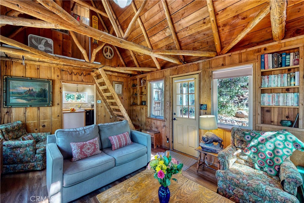 177 Craghill Drive Cedar Glen, CA 92321 - Photo 13 of 41