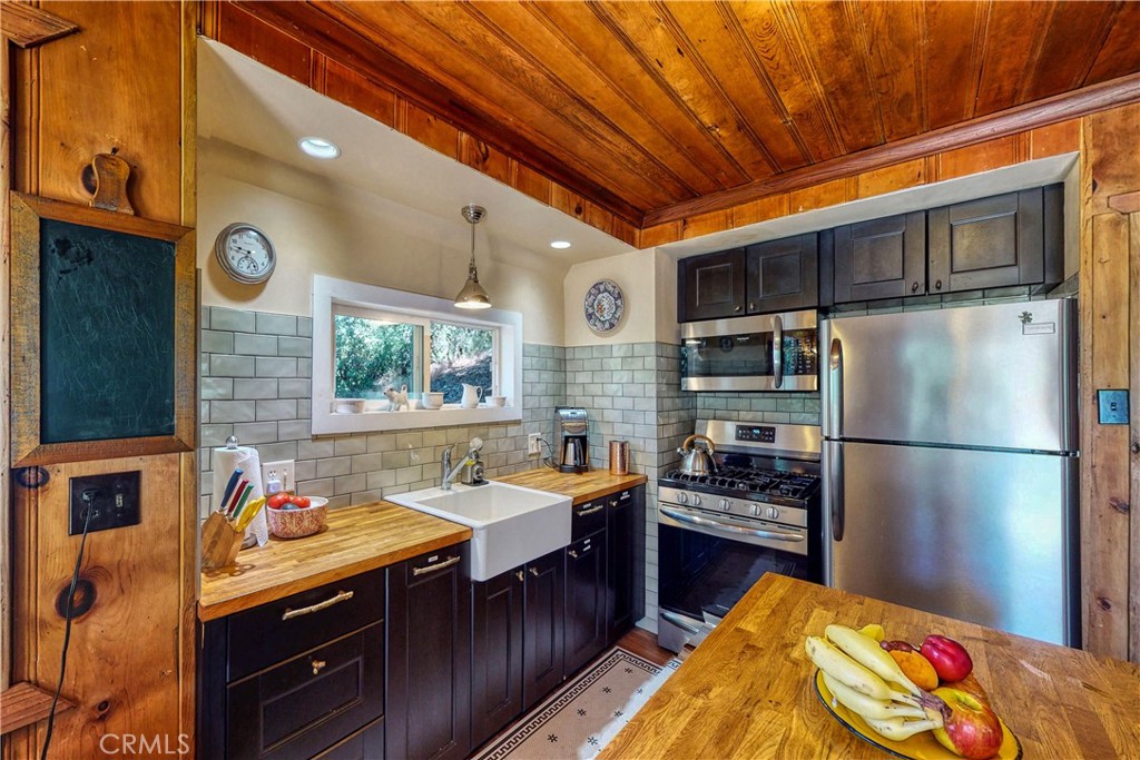 177 Craghill Drive Cedar Glen, CA 92321 - Photo 20 of 41