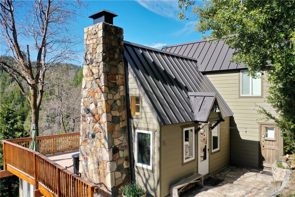 177 Craghill Drive Cedar Glen, CA 92321 - Photo 2 of 41