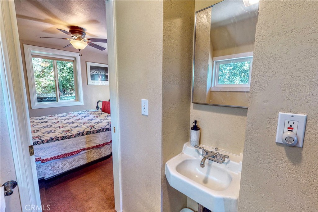 177 Craghill Drive Cedar Glen, CA 92321 - Photo 25 of 41