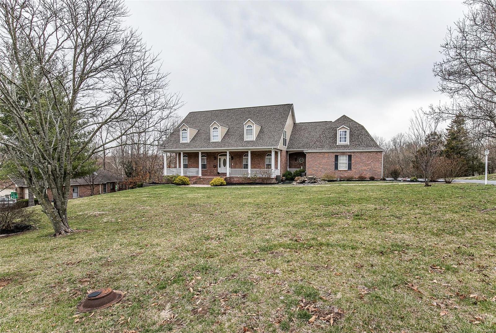 5301 Patterson Road St. Louis, MO 63129 - Photo 1 of 98 Gallery Image 1