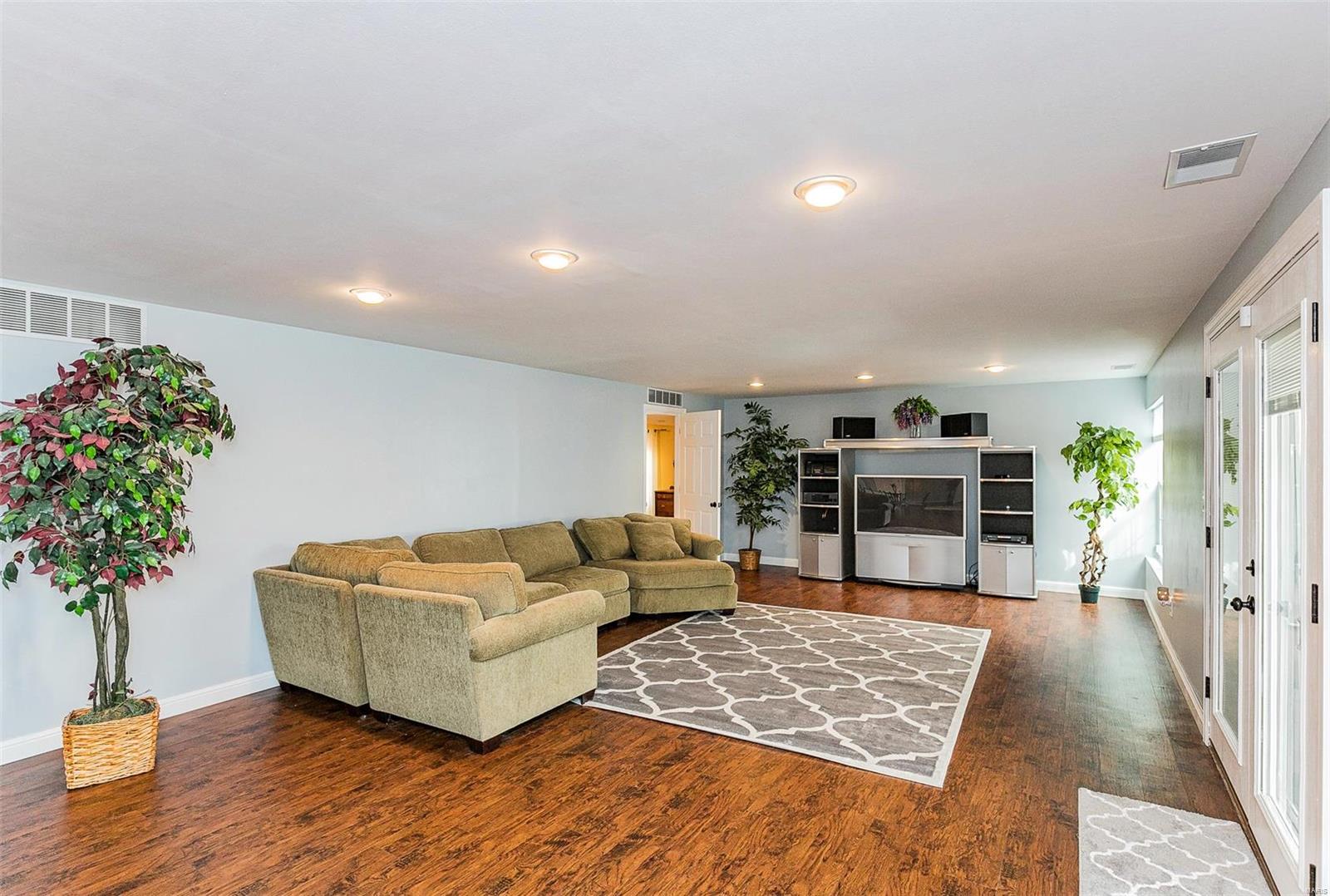 5301 Patterson Road St. Louis, MO 63129 - Photo 45 of 98 Gallery Image 45