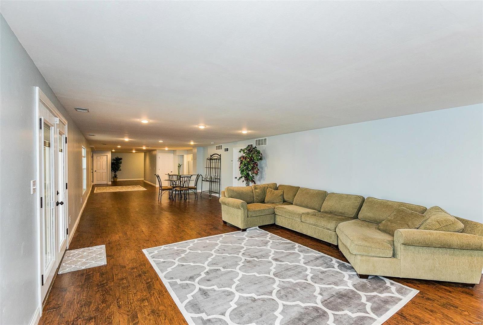 5301 Patterson Road St. Louis, MO 63129 - Photo 46 of 98 Gallery Image 46