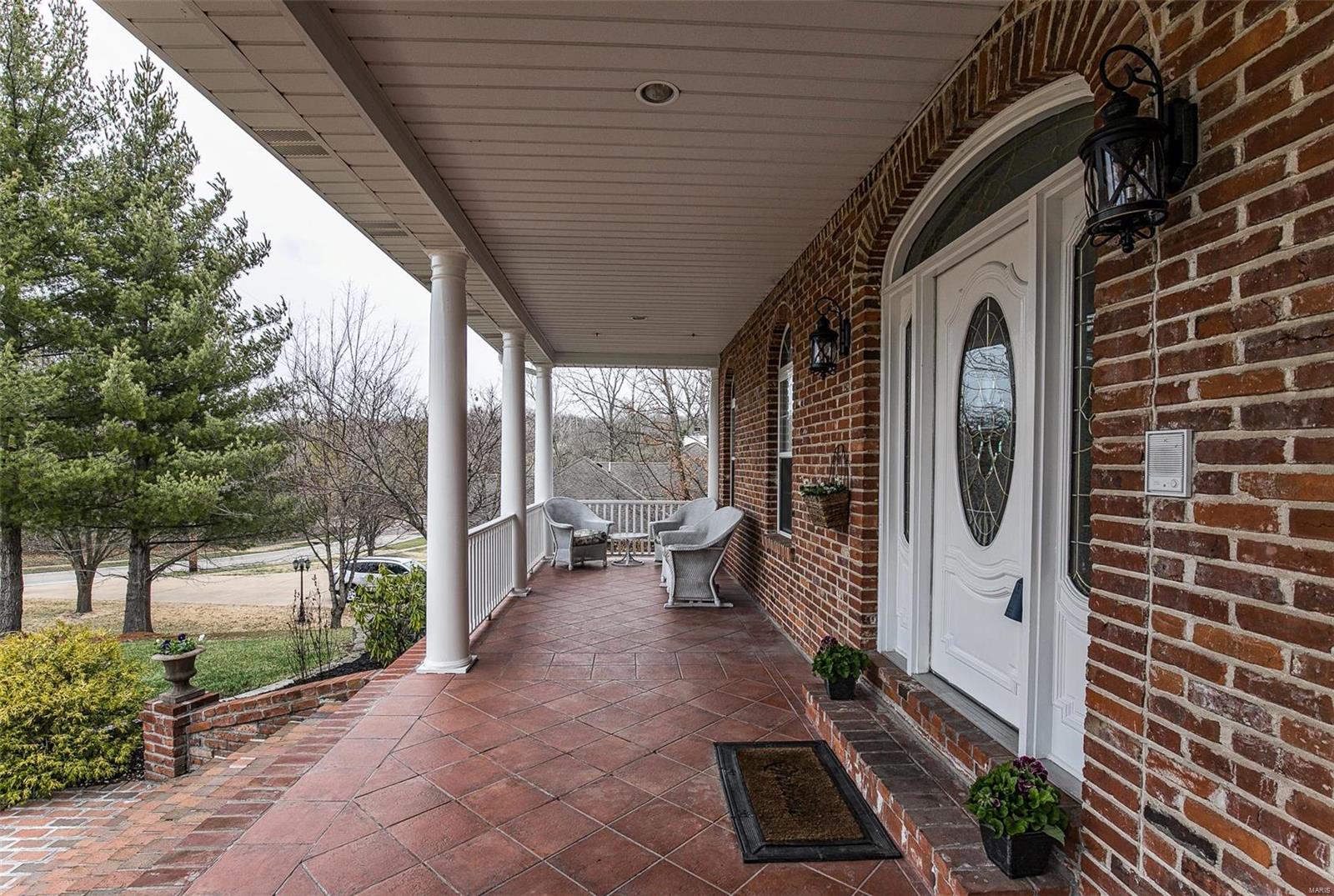 5301 Patterson Road St. Louis, MO 63129 - Photo 9 of 98 Gallery Image 9