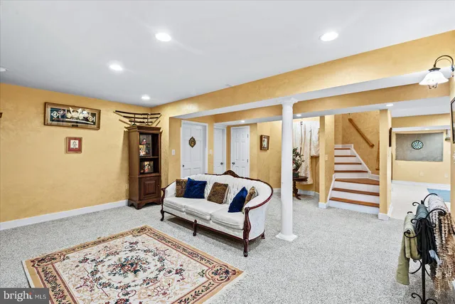 $949,000 | 21 Wentworth Drive, Fredericksburg, VA 22406