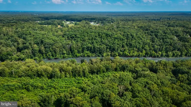 $949,000 | 21 Wentworth Drive, Fredericksburg, VA 22406