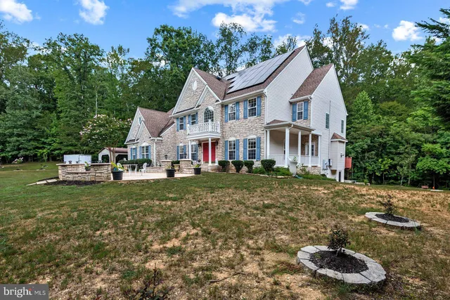 $949,000 | 21 Wentworth Drive, Fredericksburg, VA 22406