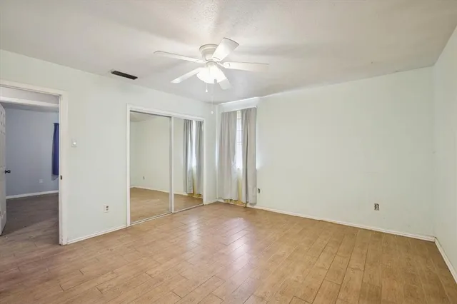 $267,000 | 1113 Southeast 2nd Street, Grand Prairie, TX 75051