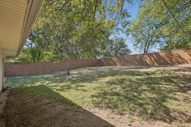 $267,000 | 1113 Southeast 2nd Street, Grand Prairie, TX 75051