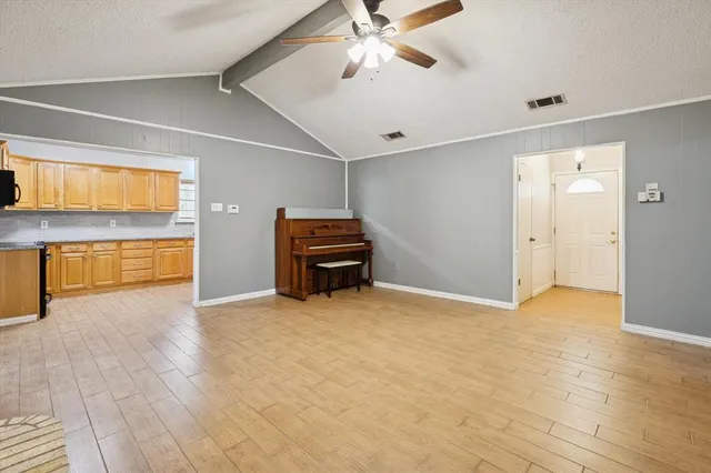 $267,000 | 1113 Southeast 2nd Street, Grand Prairie, TX 75051