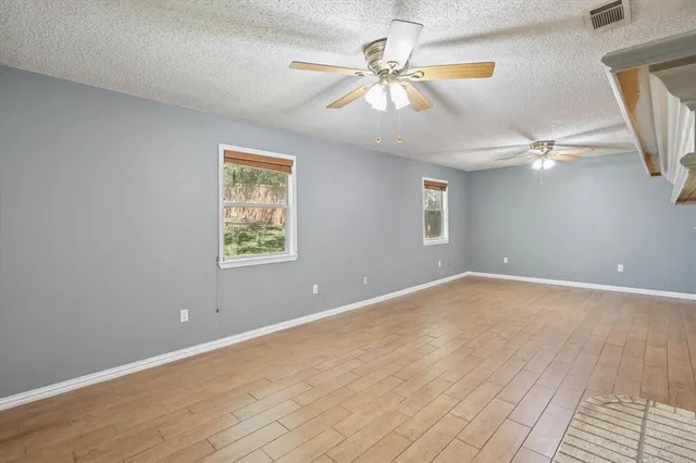 $267,000 | 1113 Southeast 2nd Street, Grand Prairie, TX 75051