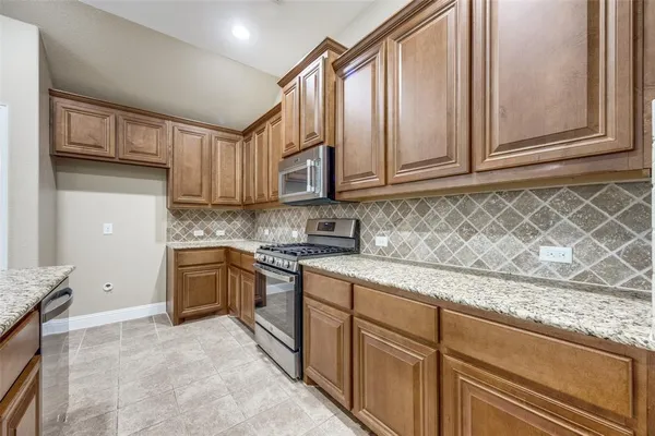 $350,000 | 4721 Camp Verde Circle, Sherman, TX 75092