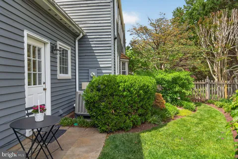 $1,699,900 | 6354 Chowning Place, McLean, VA 22101