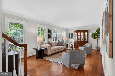 $1,699,900 | 6354 Chowning Place, McLean, VA 22101