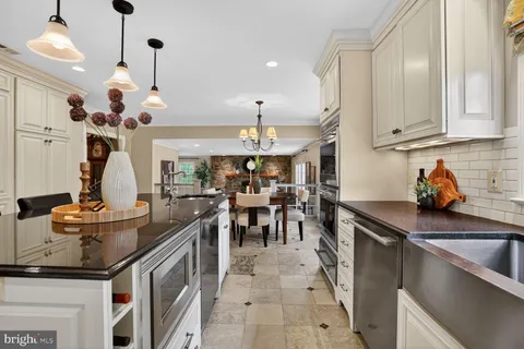 $1,699,900 | 6354 Chowning Place, McLean, VA 22101