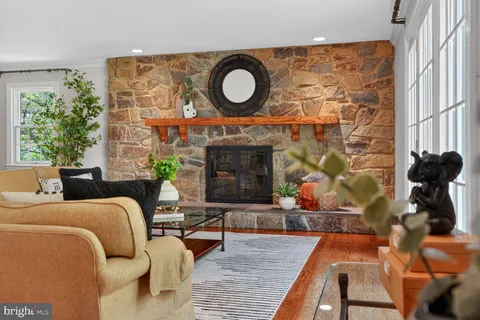 $1,699,900 | 6354 Chowning Place, McLean, VA 22101