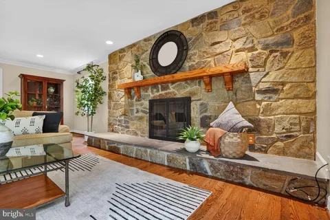 $1,699,900 | 6354 Chowning Place, McLean, VA 22101